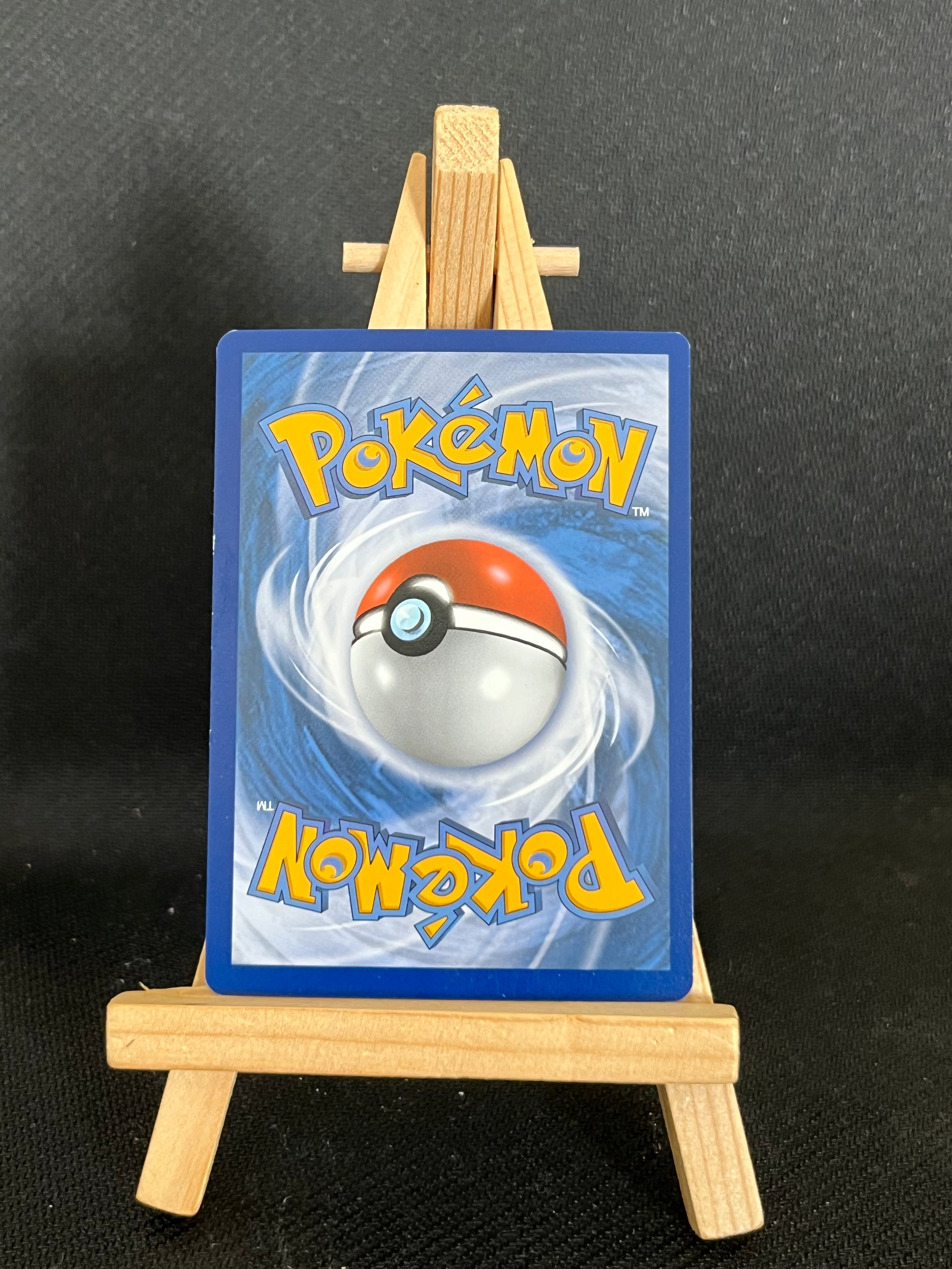 Pikachu V SWSH 061 promo exc